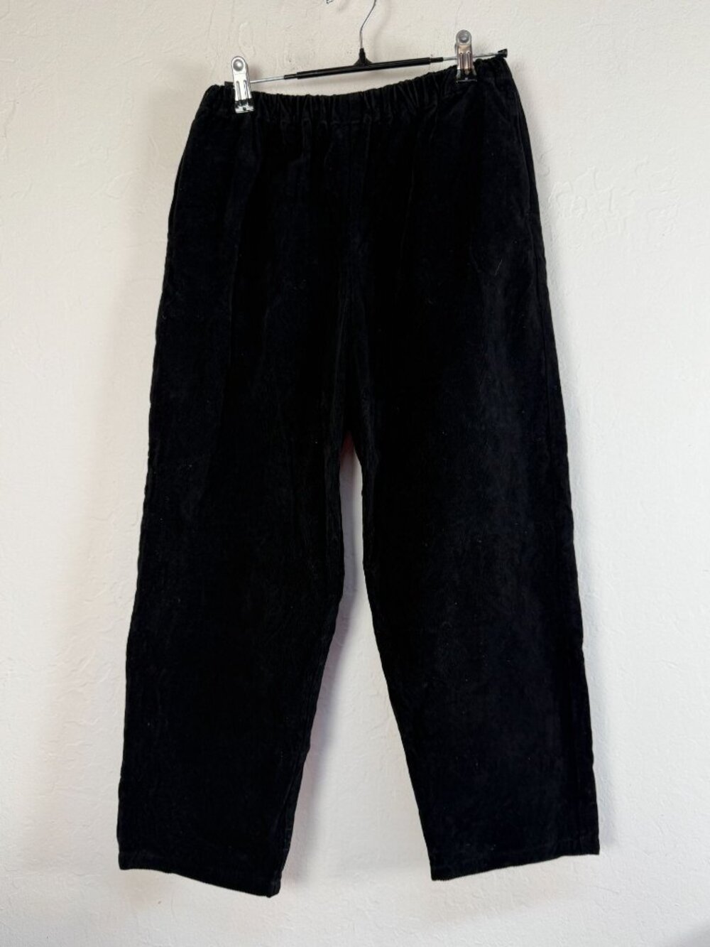 Apuntob Women's Cropped Pants XS Black Corduroy Elastic Waist Made in Italy